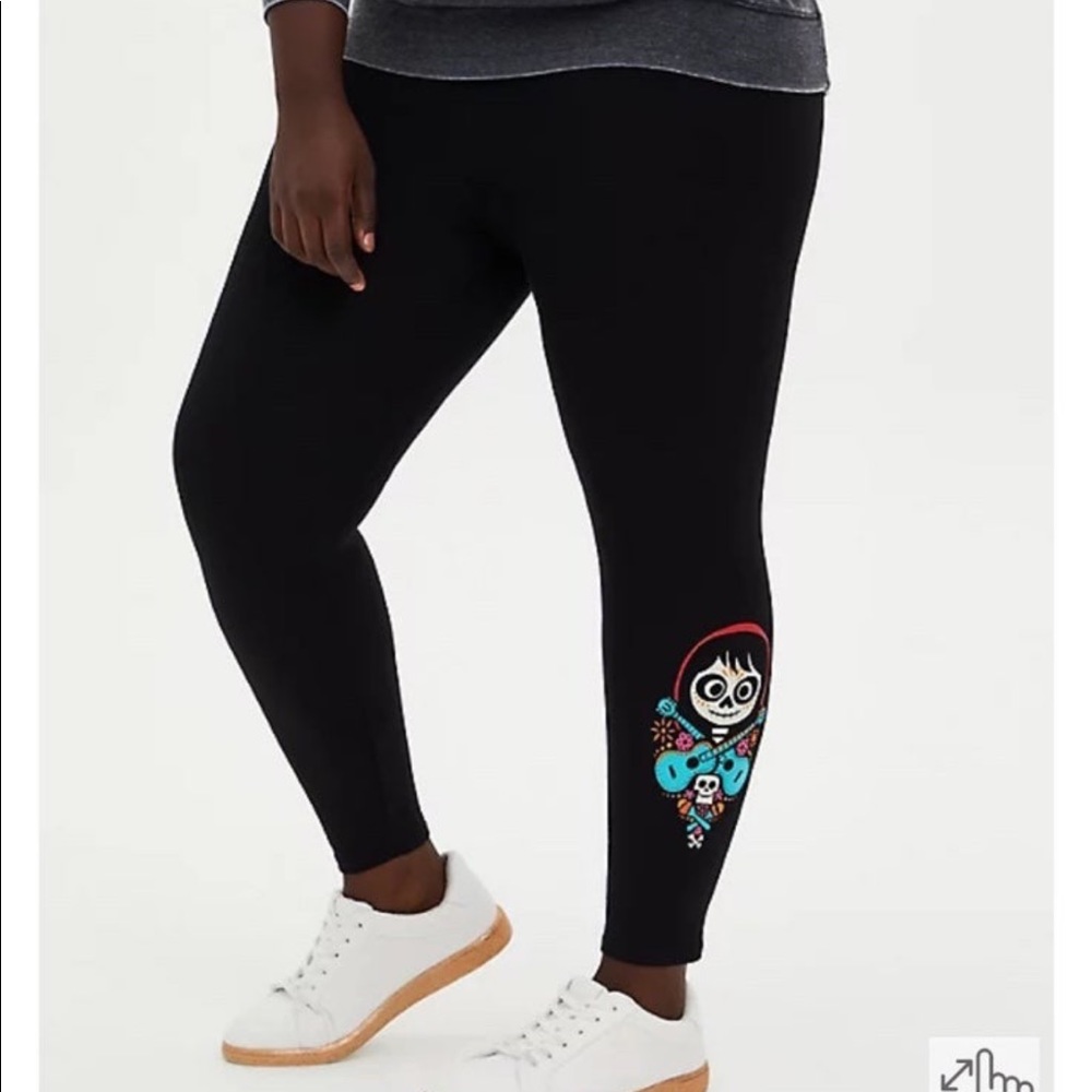 Torrid DISNEY COCO GUITAR BLACK CROP LEGGING